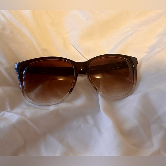 Kardashian sunglasses - Picture 2 of 10